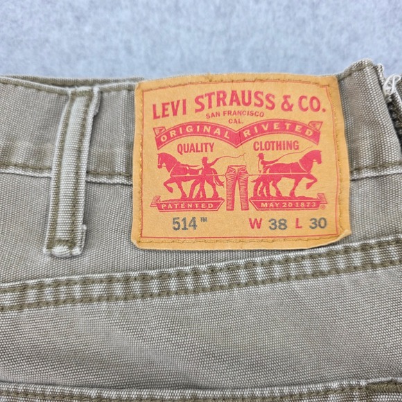 Levi Strauss & Co 514 Jeans Men's 38 X 30 Khaki Beige Straight Fit Durable Denim - Picture 2 of 14